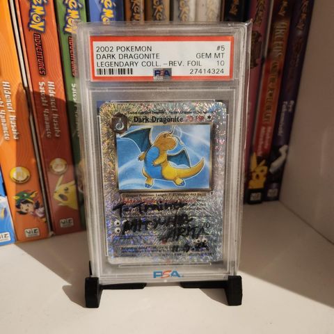 Dark Dragonite PSA 10 Reverse Holo Legendary Collection signert av Arita