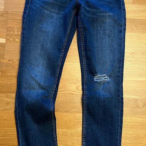 Pent brukt H&M. Olabukse /jeans, str 158