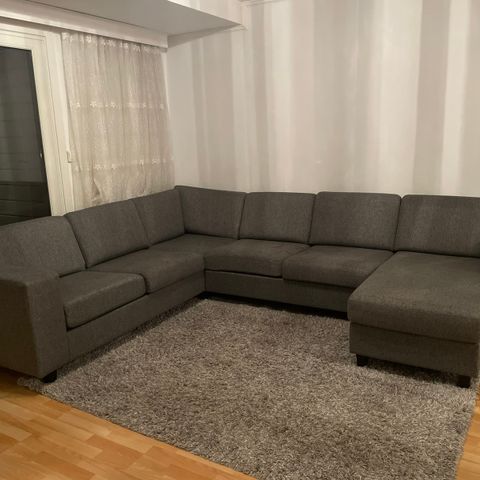 Hjørnesofa med sjeselong - sofa