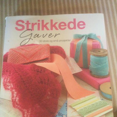 Strikkede gaver