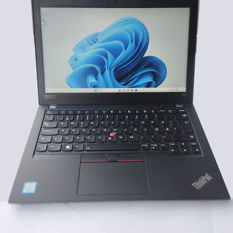 Velholdt Lenovo Thinkpad X280, 12.5" FHD IPS,  i5, 8 Gen. 16 GB Ram, 256GB SSD