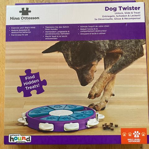 Dog Twister - lite brukt aktiviseringsspill til hund