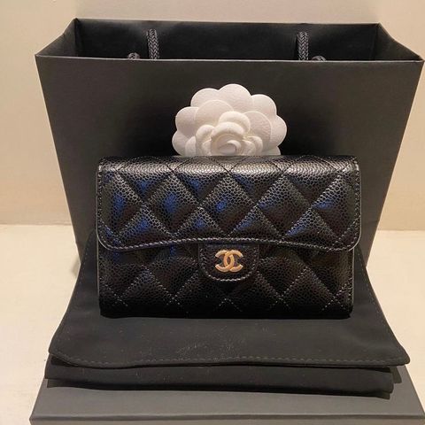 Chanel wallet medium