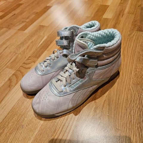 Reebok Classic str 40.5