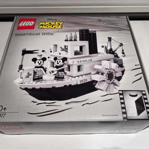 Lego sett 21317 Steamboat Willie