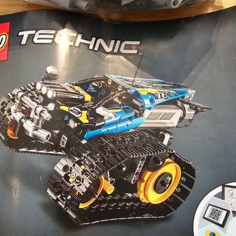 42095  Lego technic fjernstyr racer