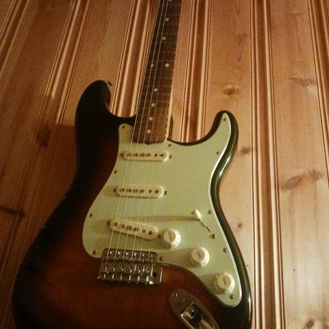 Fender vintera stratocaster