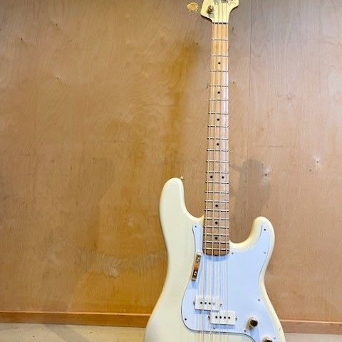 Fender Precision Special 1982