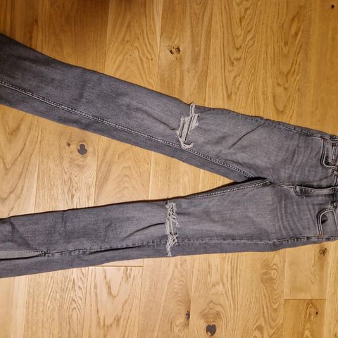 Jeans fra Zara str. 36