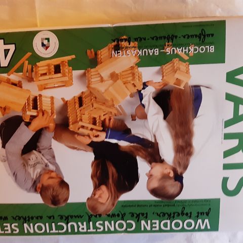 Varis Construction Set 444 wooden toys selges