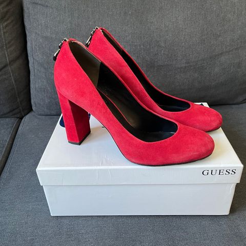 Guess pumps, str39