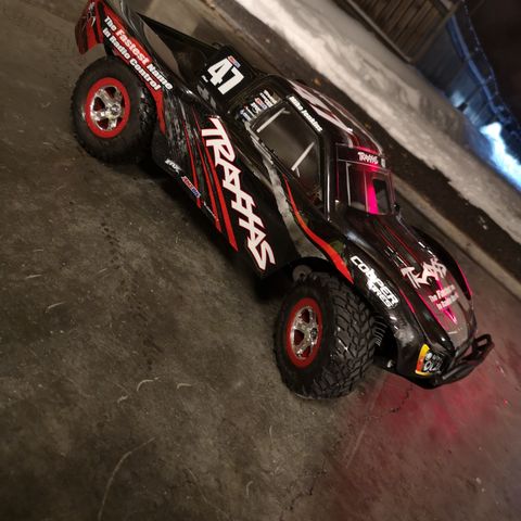 Nitro bil slash Traxxas