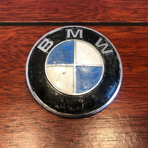 BMW Panser emblem logo