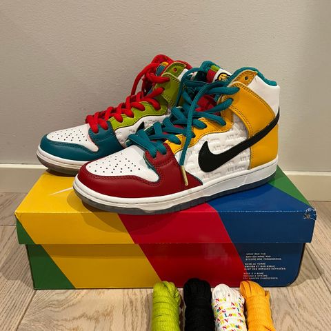 Nike SB Dunk High froSkate All Love str 40