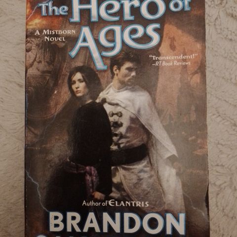 THE HEROS OF AGES - The Mistborn Novel - Brandon Sanderson