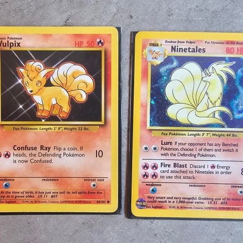 Pokemon kort: Vulpix 68/102 og Ninetales 13/130 Holo Gen 1