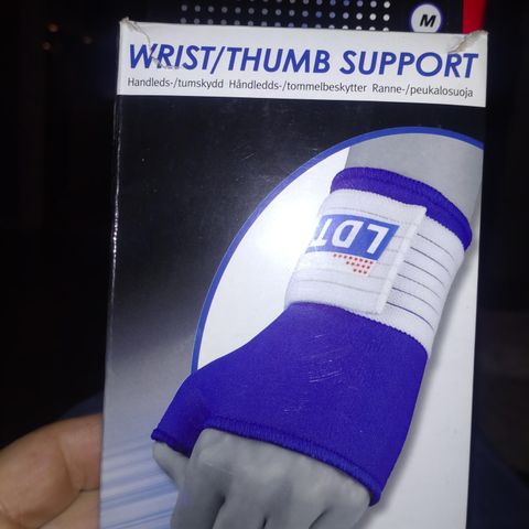 Håndledd støtte /wrist thumb support.