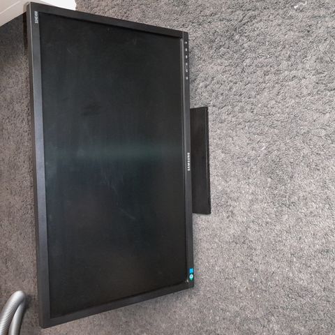 Samsung skjermen 24"