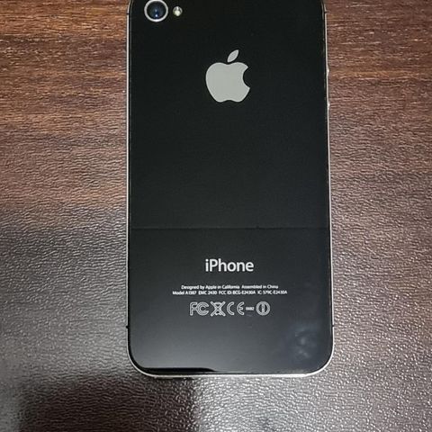 iPhone 4S