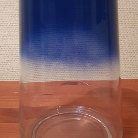 MagnorTokyo Blue Hour Vase