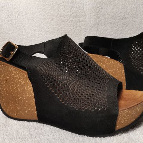 Amust Lola High Cork Sandal Black Suede str 37, som nye