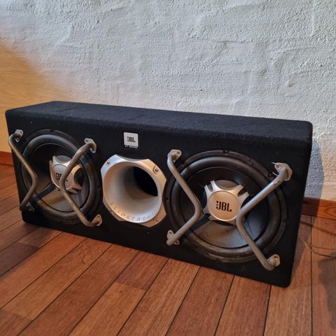 Jbl basskasse