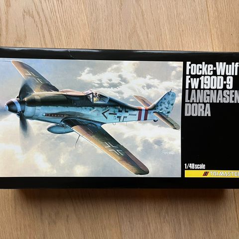 Trimaster 1:48 skala Focke-Wulf Fw190D-9 byggesett