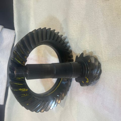 Gm 12 bolt.Ring and Pinion