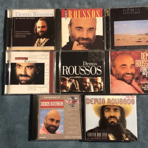 Pent brukte Demis Roussos CD'er selges