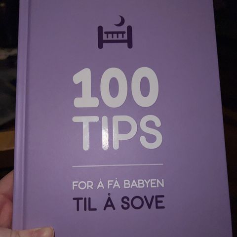 100 tips for å få babyen til å sove