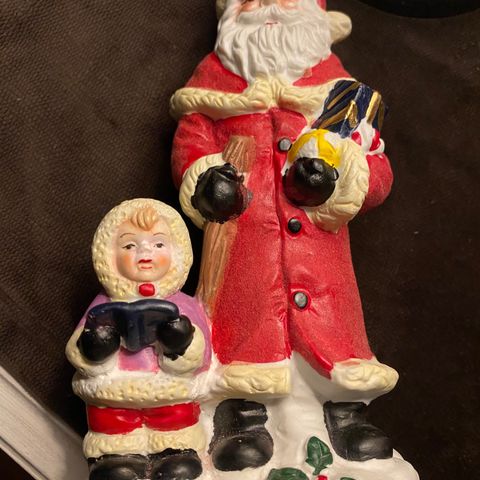 Gammel nydelig nisse med nissejente og gaver, H 15 cm, hel og fin. retro