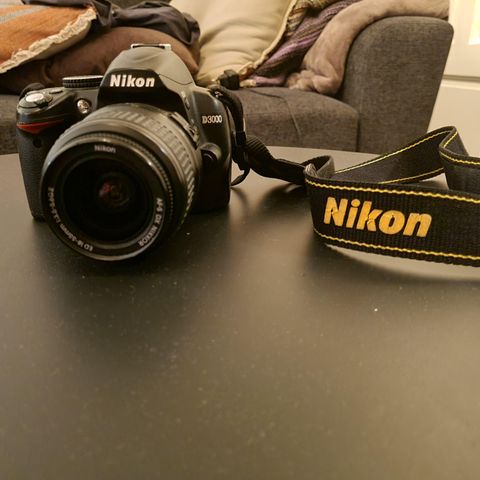 Nikon Digital Kamera D3000
