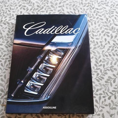 Cadillac 110 årskalvakade