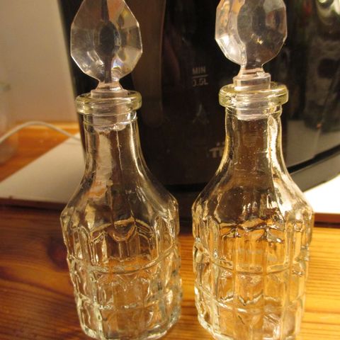 Vintage flasker til olivenolje/vinagrette etc.
