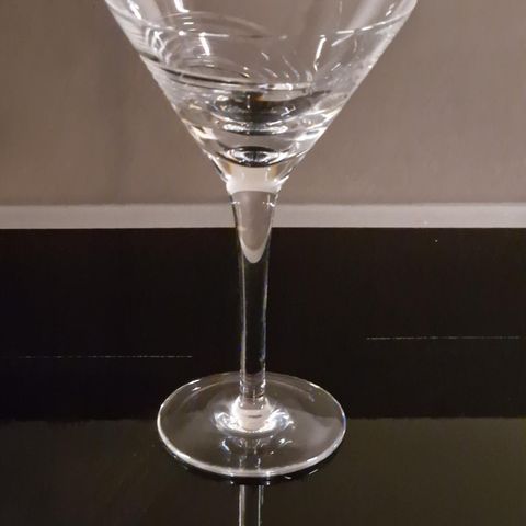 1 stk "Surf" cocktail-/champagneglass selges