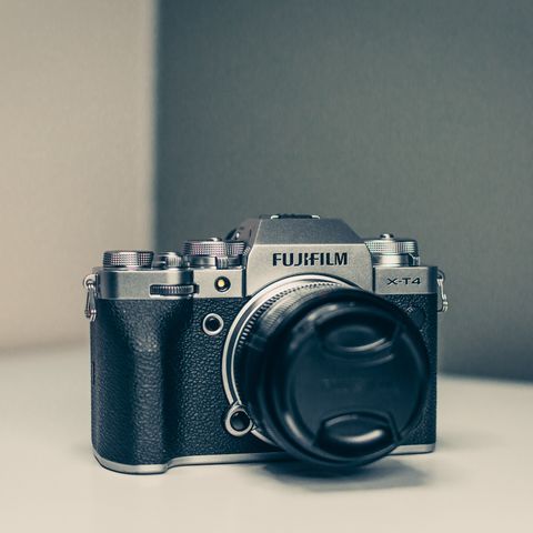 Fujifilm X-T4 (åpen for prisforslag)