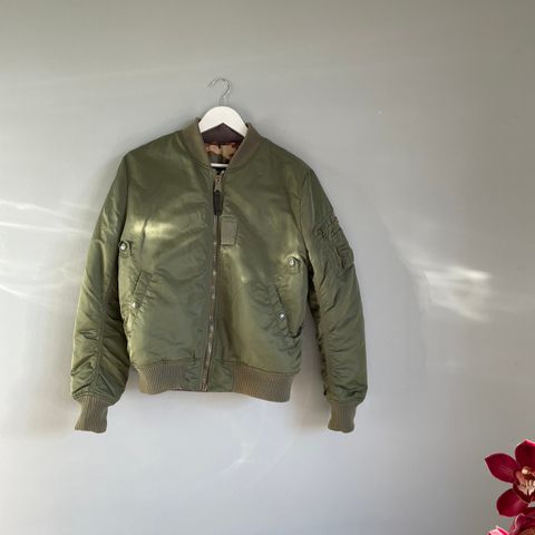 Bomber jacket fra Alpha Industries