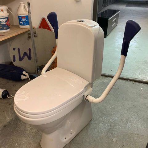 Gustavsberg handicap toalett