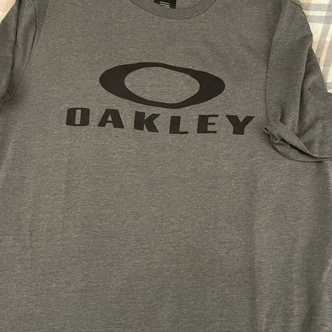 Oakley T Skjorte