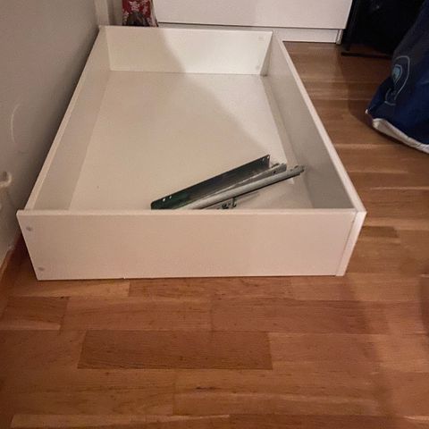 Skuff fra Ikea