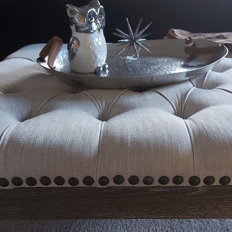 Puff- sofa bord