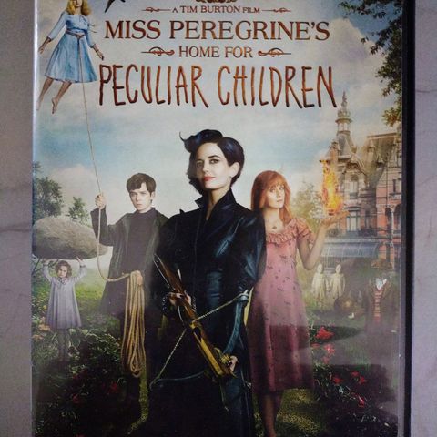 Dvd. Miss Peregrine's home for Peculiar Children. Tim Burton. Norsk tekst.