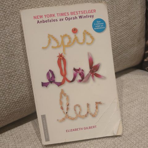 Bøker selges - 50 kr pr. stk. Spis, elsk, lev, Elizabeth Gilbert