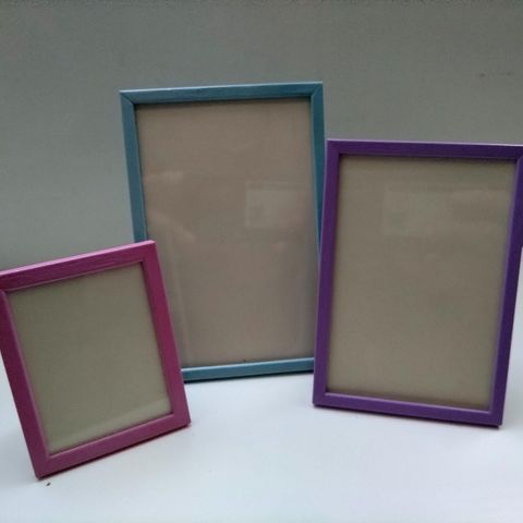 3 x portrettbilderammer. Pastel colours