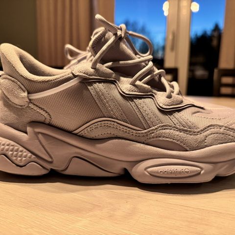 Adidas Ozweego