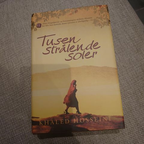 Bøker selges - 50 kr pr. stk. Tusen strålende soler, Khaled Hosseini