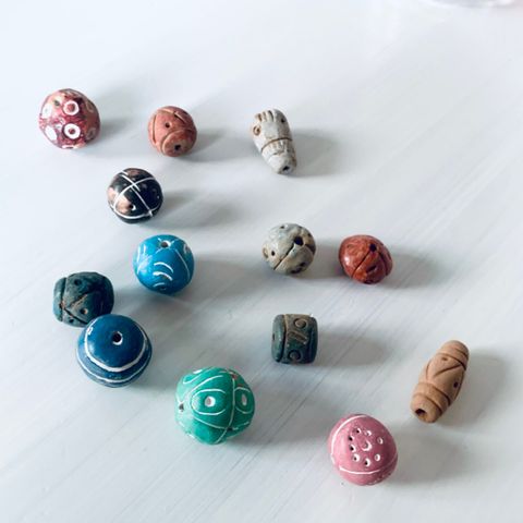 Vintage 💙 Smykkestener i leire - anheng - knapper