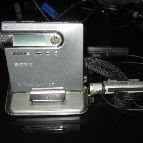 MiniDisc - Sony MZ-N10 +