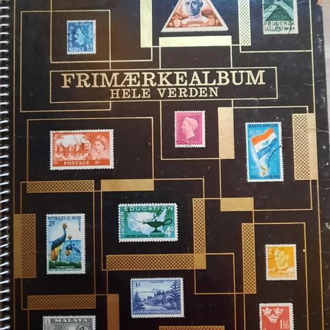 Retro Frimerke Bok m frimerker, notis bok med utenlandske frimerker medfølger