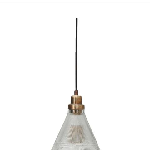 Stor Ny lampe fra Home andCottage selges til under halv pris